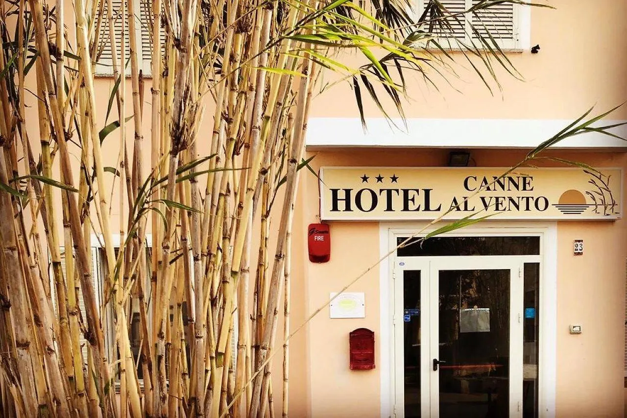 Hotel Canne Al Vento Santa Teresa Gallura 3*,