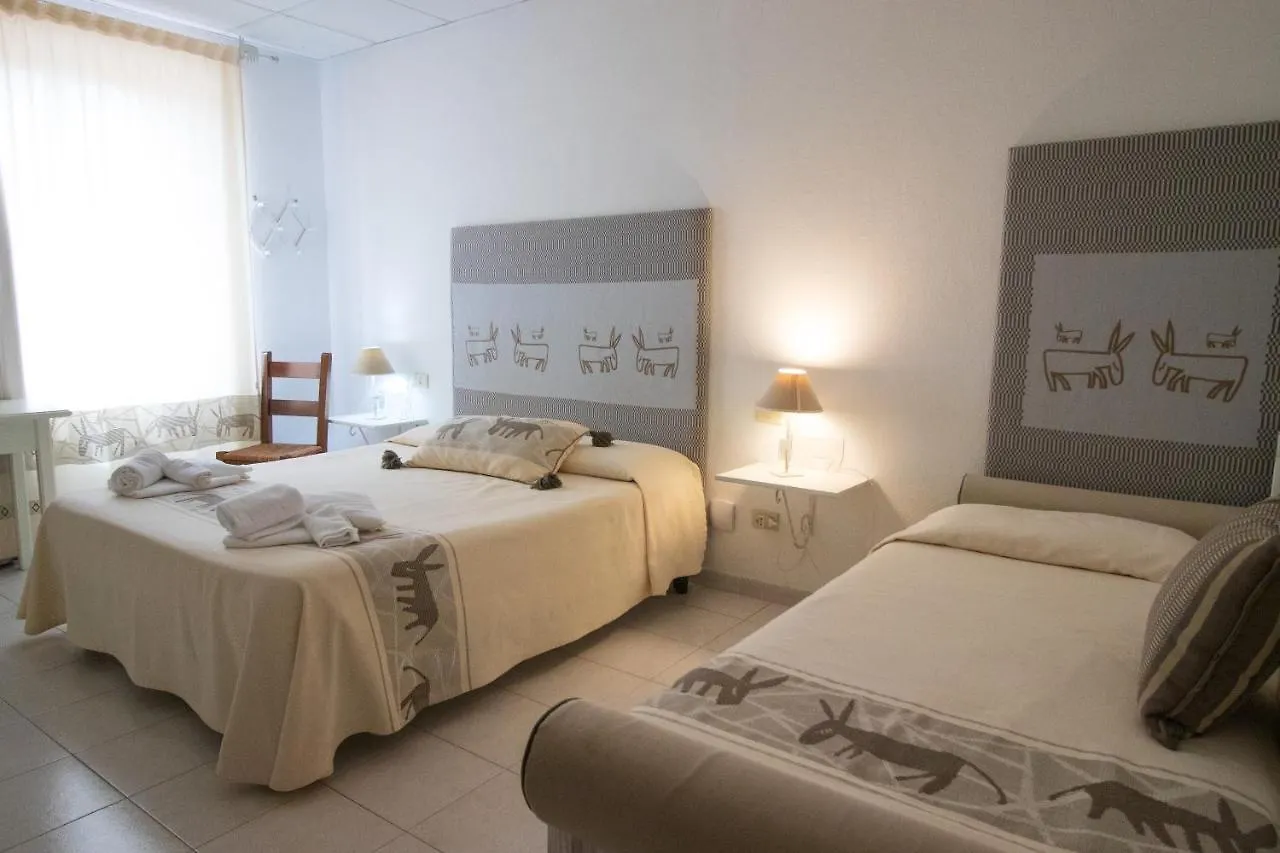Hotel Canne Al Vento Santa Teresa Gallura 3*,  Italy